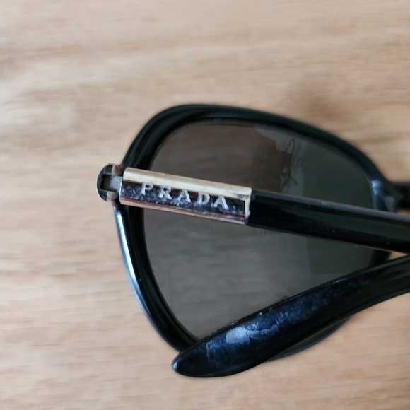 Prada Black Sunglasses SPR 25L without case shades - Picture 7 of 12